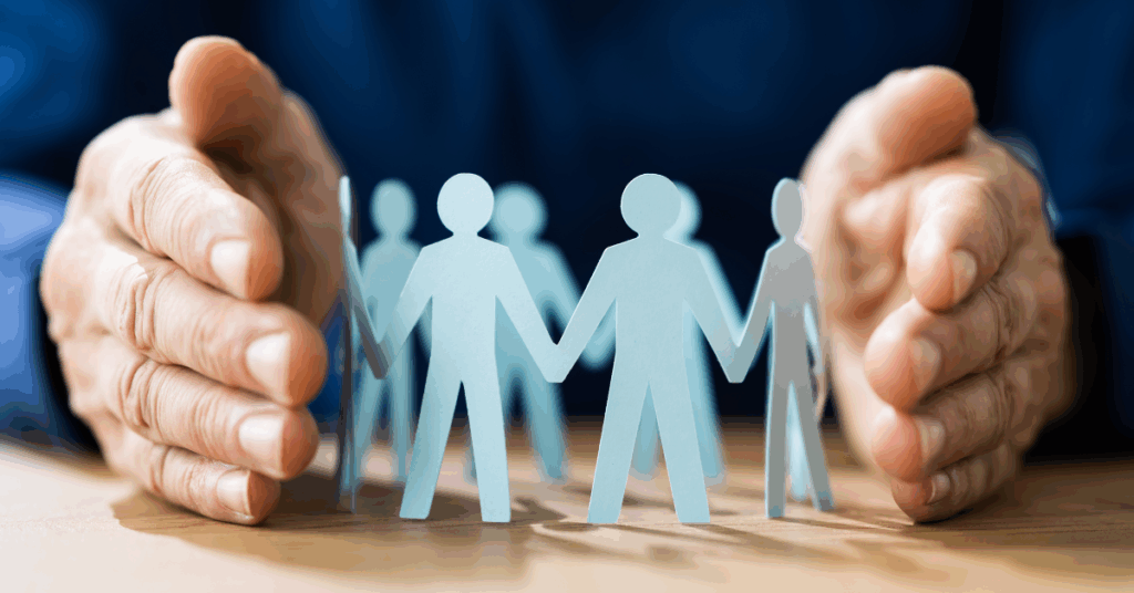 Arizona HR leaders reviewing healthcare membership options for employee benefits in 2026